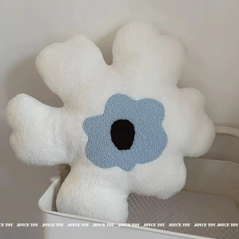 Nordic Cream Style Flower Pillow