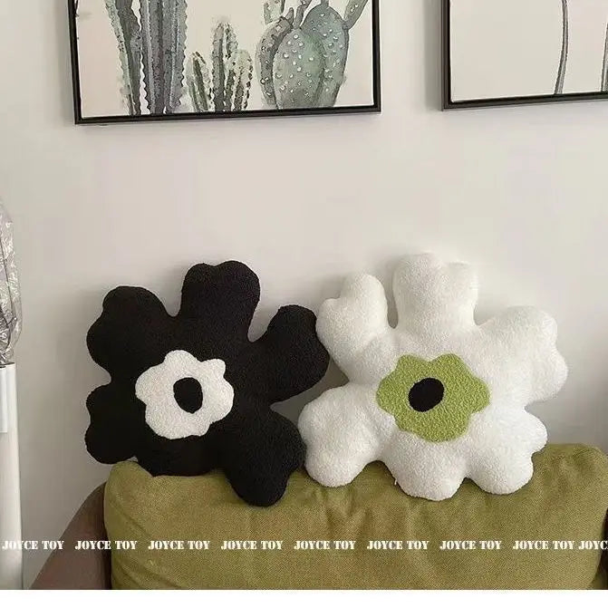 Nordic Cream Style Flower Pillow